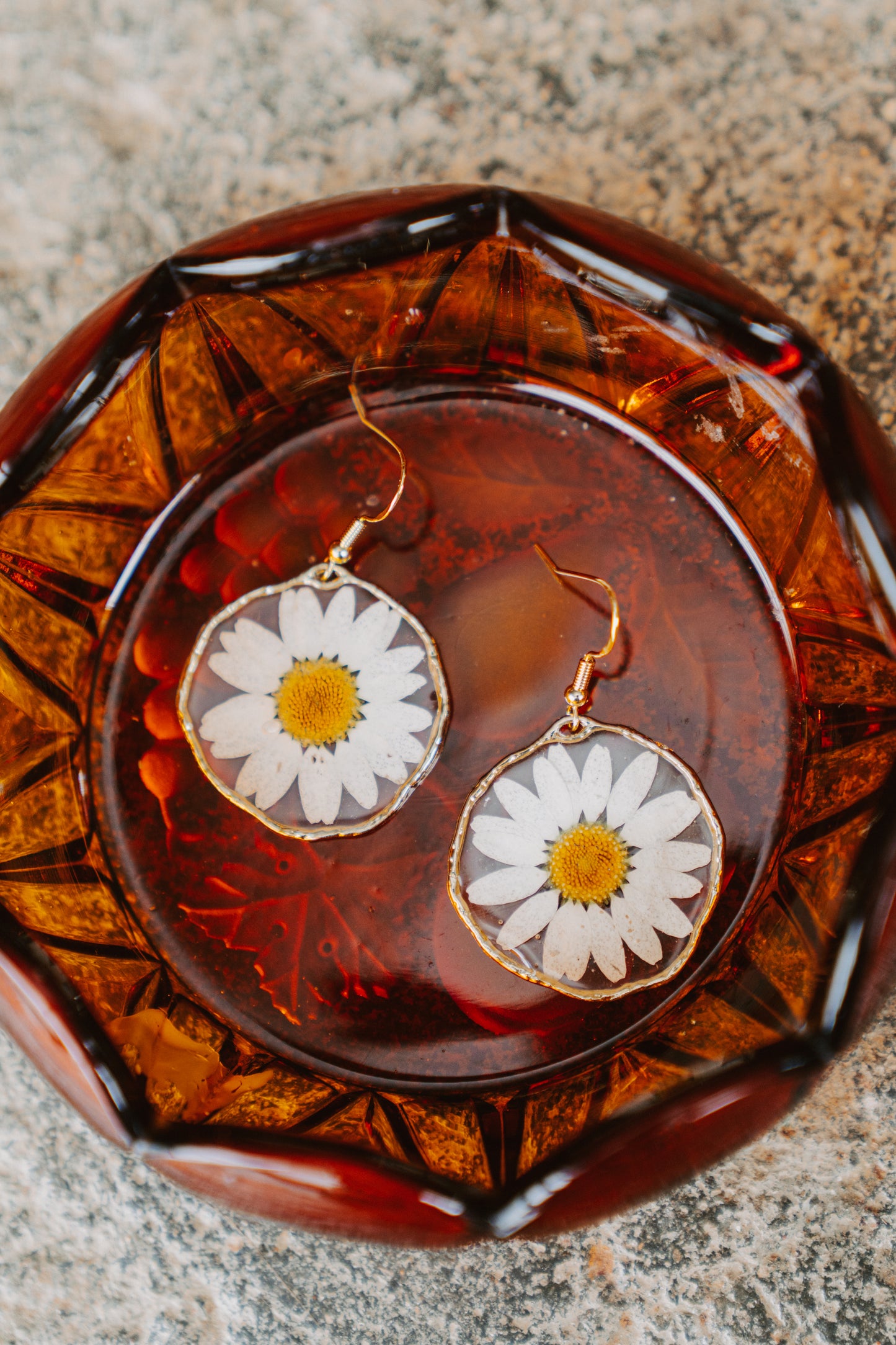 Round Daisy Earrings
